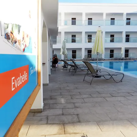 מלון דירות Evabelle Napa 3*