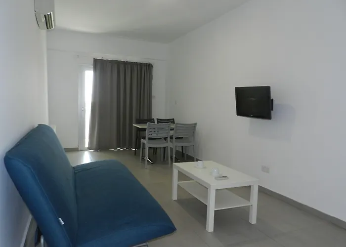 Evabelle Napa Apartmanhotel Ajía Nápa